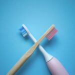 Spazzolino Tradizionale vs. Spazzolino Elettrico: Qual è la Migliore Scelta per la Tua Igiene Orale | Studio Dentistico Baldi | Consigli per i tuoi denti